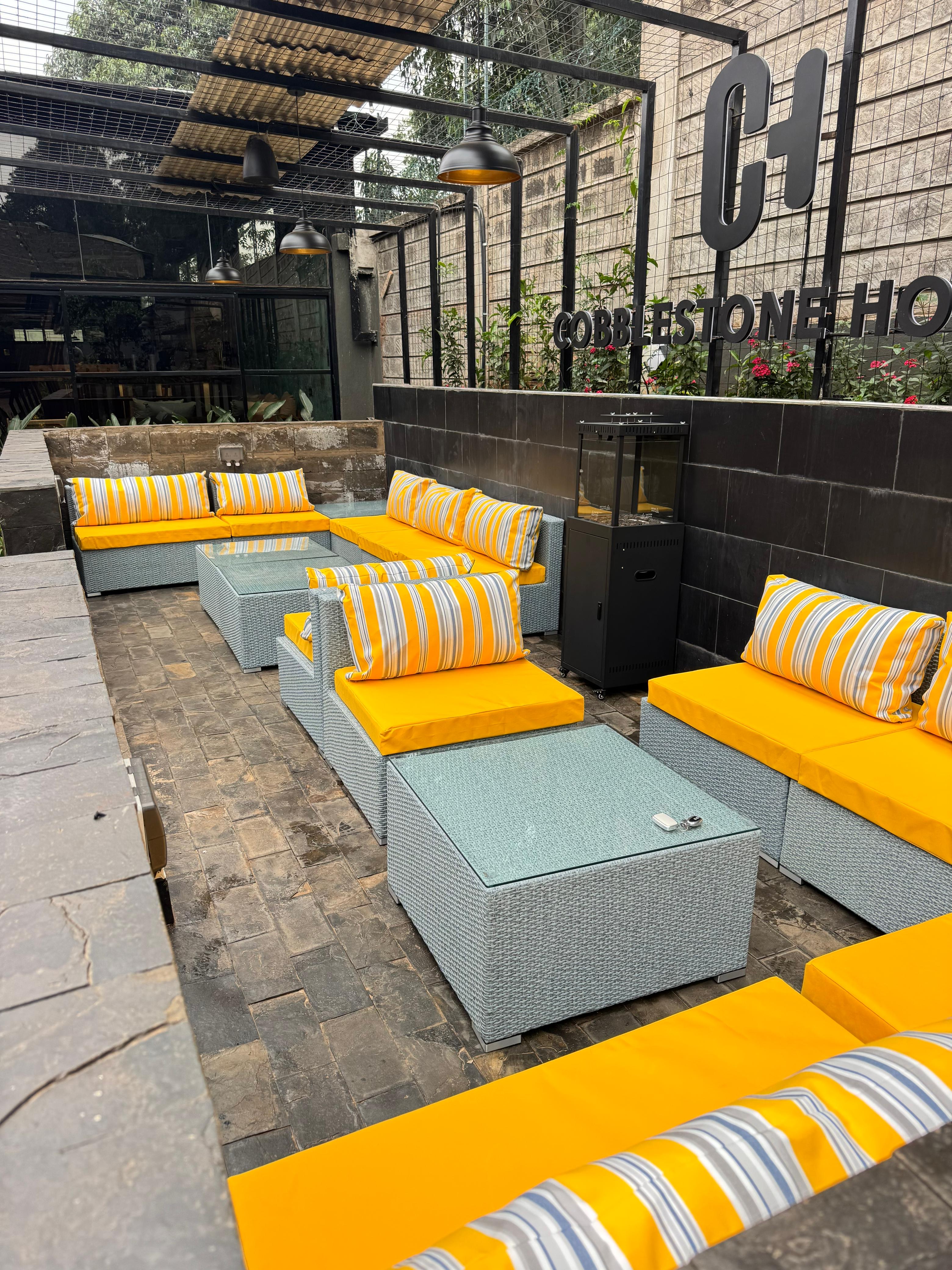 Cobblestone House Gallery